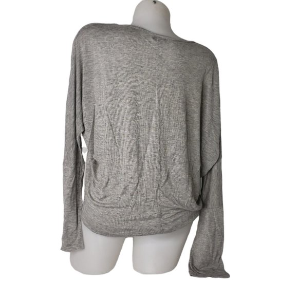 LOVE CULTURE FASHION MAGAZINE OVERSIZED LONG SLEEVE TOP SIZE MEDIUM - Picture 7 of 8